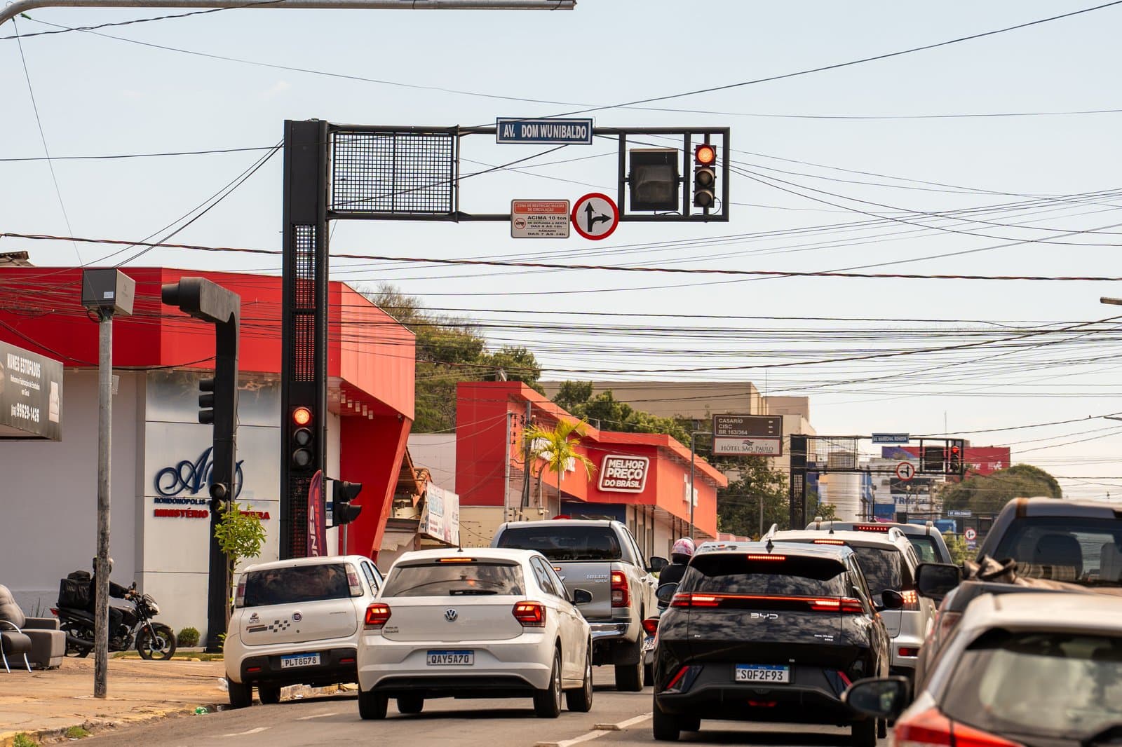 Rondonópolis: prefeitura põe salários de julho na conta nesta quinta